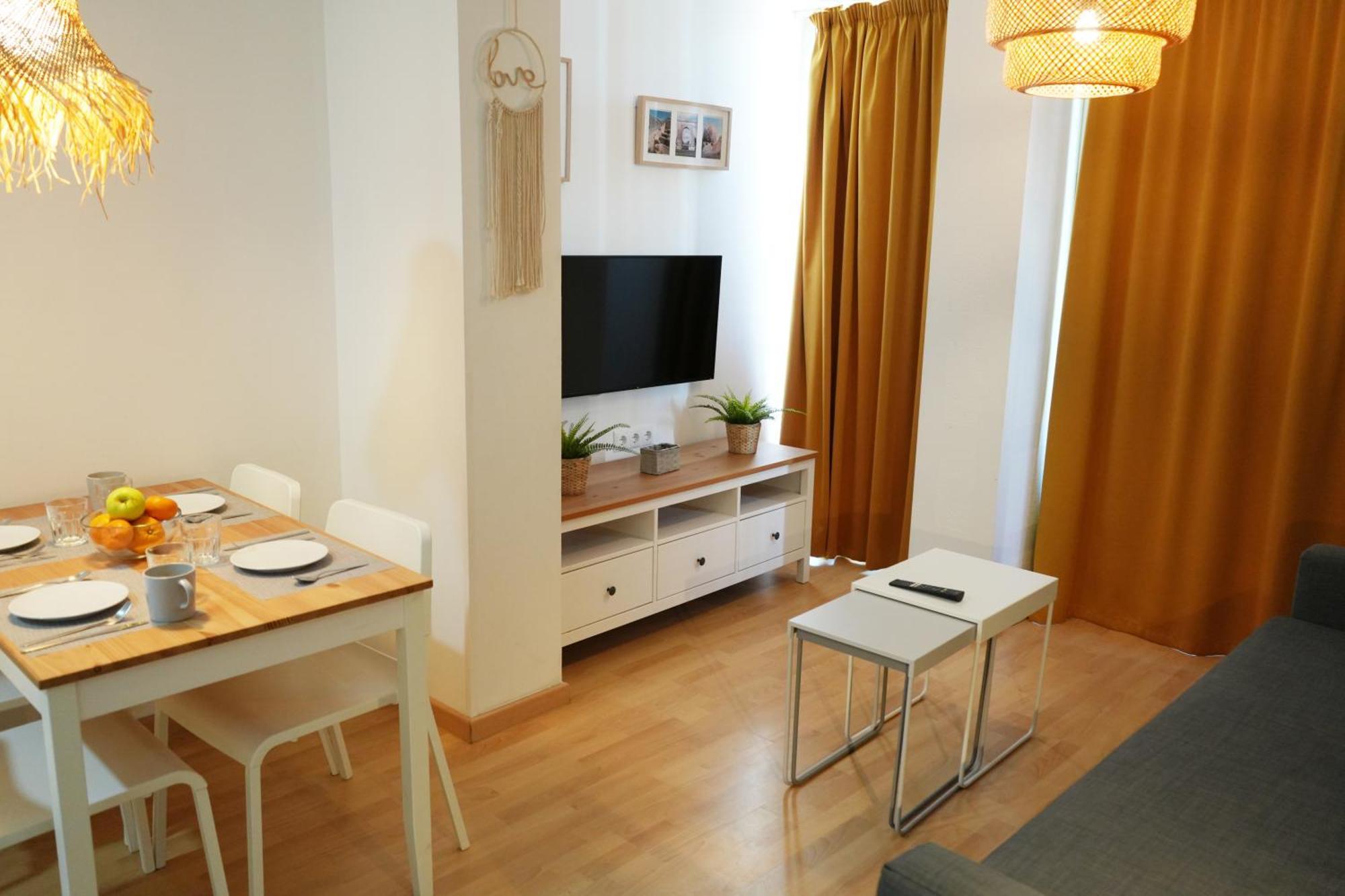 Tgna Lluria 11 Apartment *