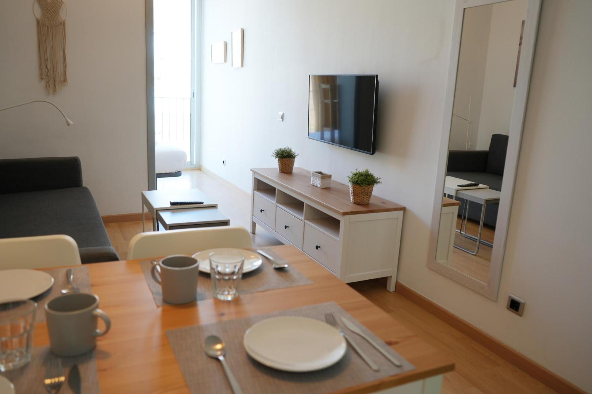Tgna Lluria 11 Apartment *